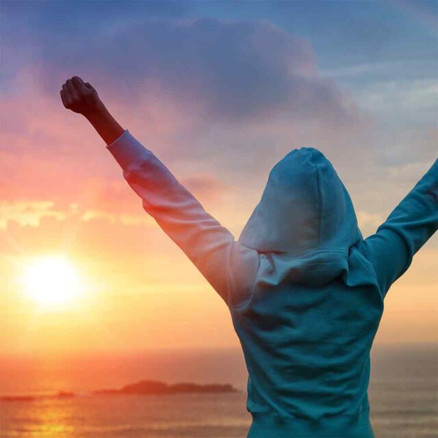 https://bosefawehinmi.com/wp-content/uploads/2018/01/img-rising-hands-640x640.jpg